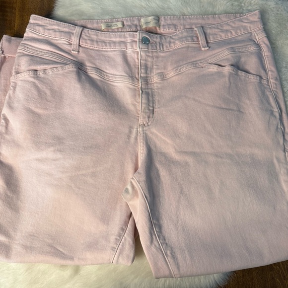 Universal Thread Pink High Rise Skinny Jeans - Picture 2 of 5